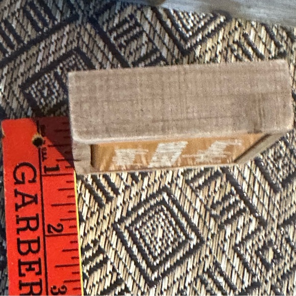 🌸 $3 if bundled - thankful grateful shelf sitter small please see measurements - Picture 7 of 7